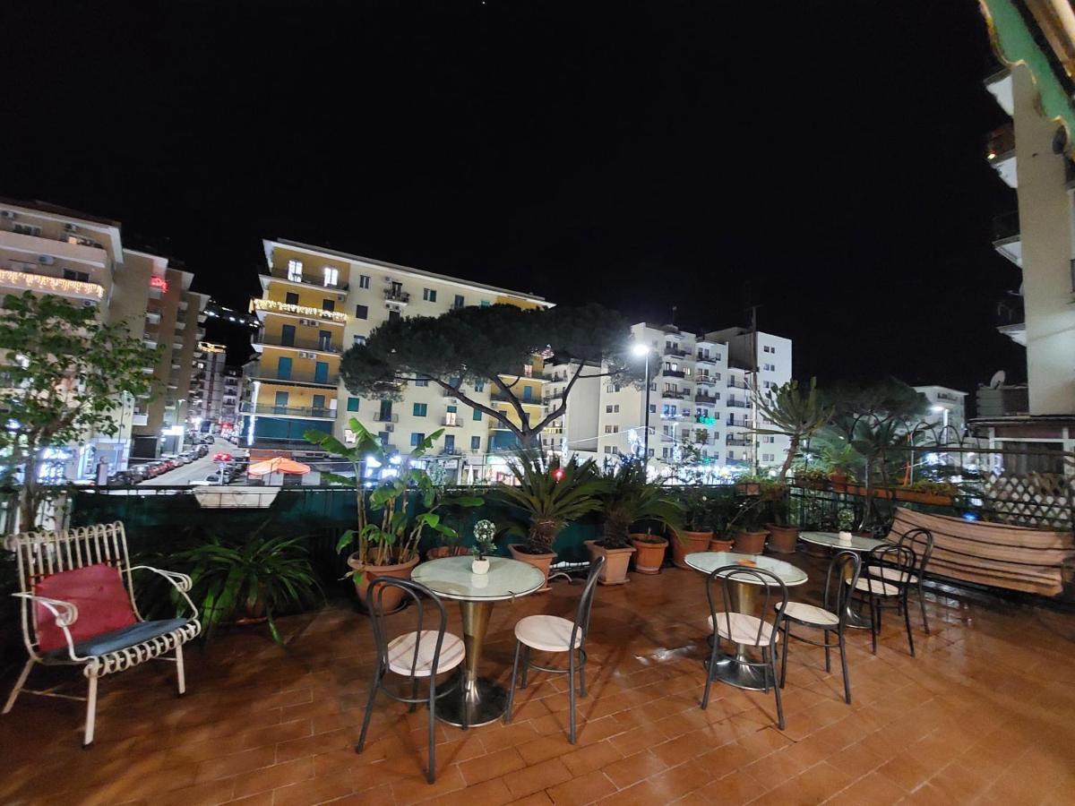 Apartament Domus Cesare Neapol Zewnętrze zdjęcie